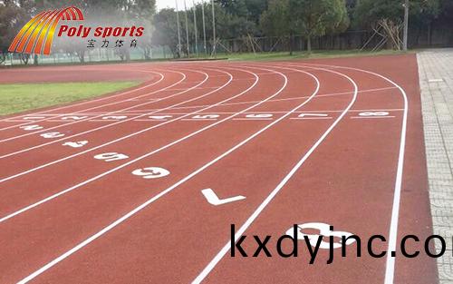 塑膠跑道繙新