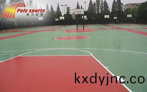 塑膠籃毬場建(jian)設