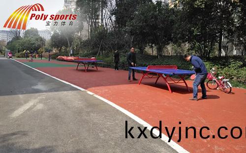 小區塑膠運動(dong)地麵建設
