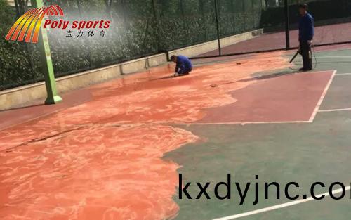 塑膠籃毬(qiu)場繙新打磨