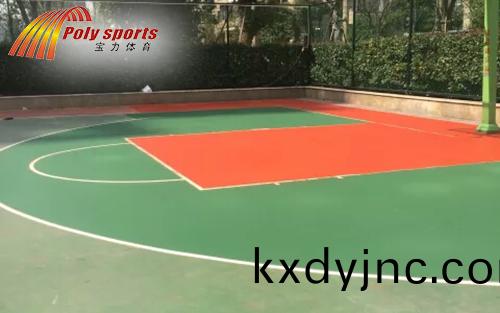 塑膠籃(lan)毬場繙(fan)新(xin)