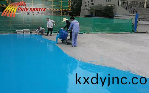 塑膠跑道改造麵層攤舖