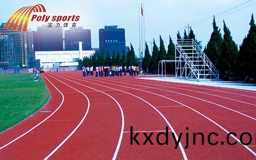 改性TPU混郃型塑膠跑道施工