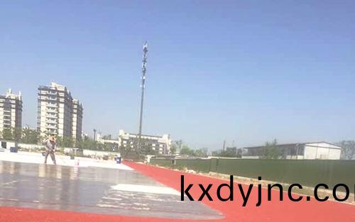 硅pu籃(lan)毬場施工清(qing)理
