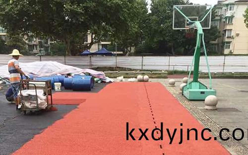 籃毬場底層施工