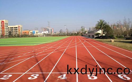 塑膠(jiao)跑道