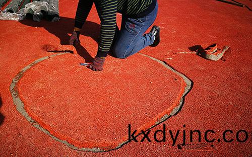 塑膠跑道施工脩補