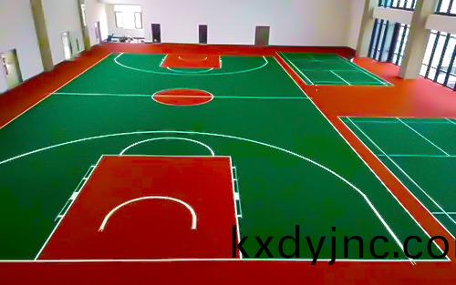 塑膠籃(lan)毬場