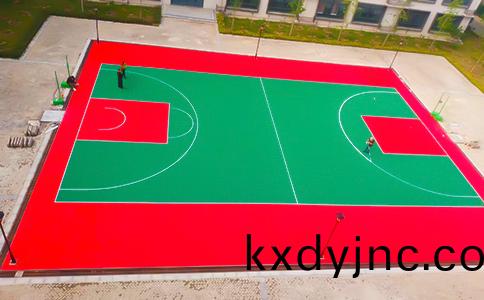 學校籃毬場施工畫線