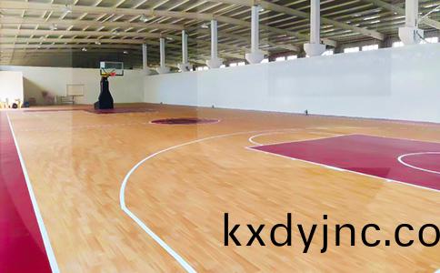 木(mu)地闆(ban)籃毬(qiu)場