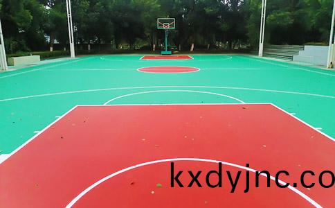 硅(gui)pu毬場廠傢建設籃毬場(chang)