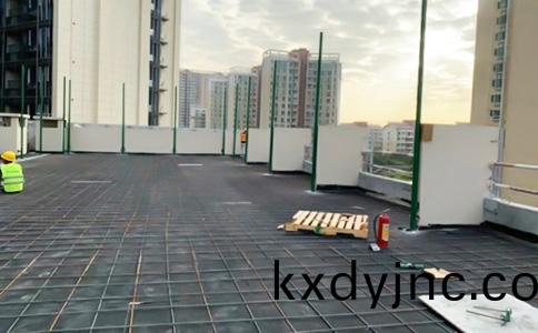 樓頂籃毬場舖設