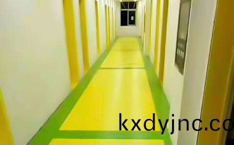 室內塑膠(jiao)場地