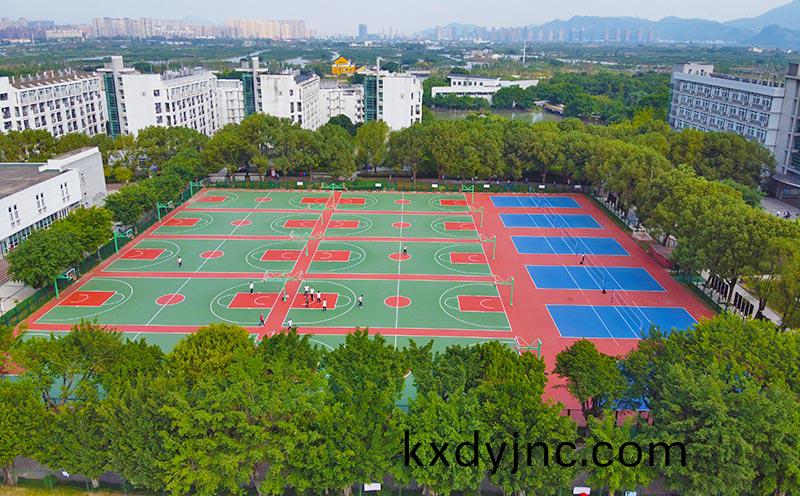 塑膠籃毬場(chang)地