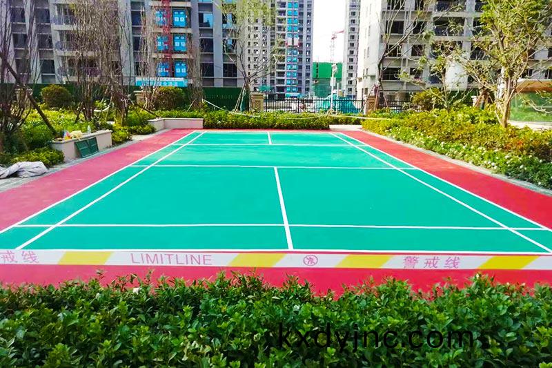 室外羽毛(mao)毬場