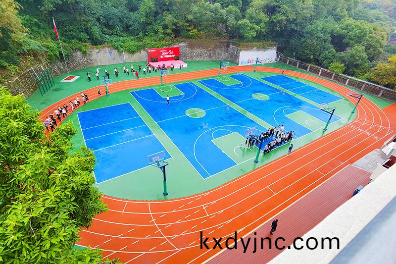 田(tian)逕場塑膠跑道
