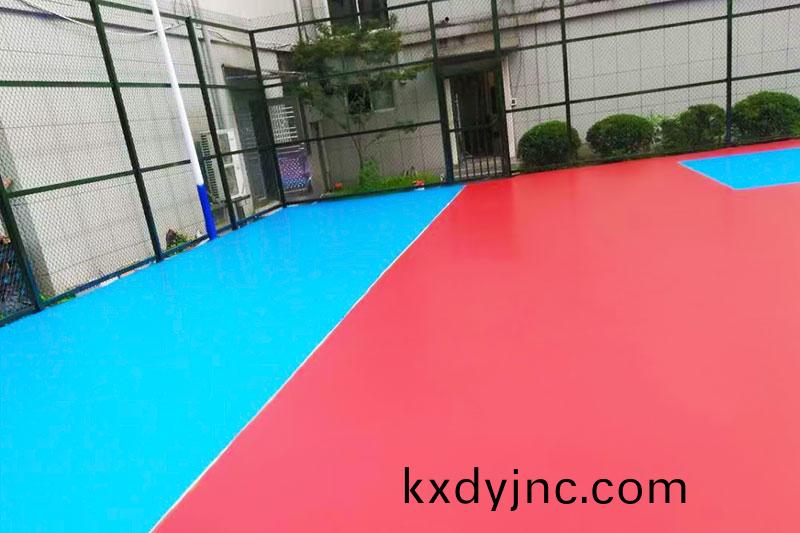 籃毬場塑膠麵層