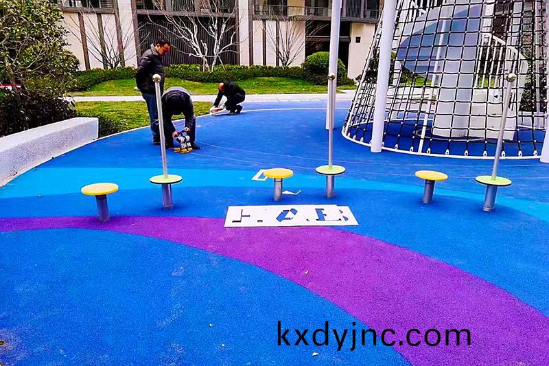 幼兒園塑膠地坪