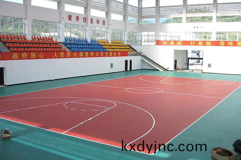 室(shi)內(nei)塑膠籃毬場