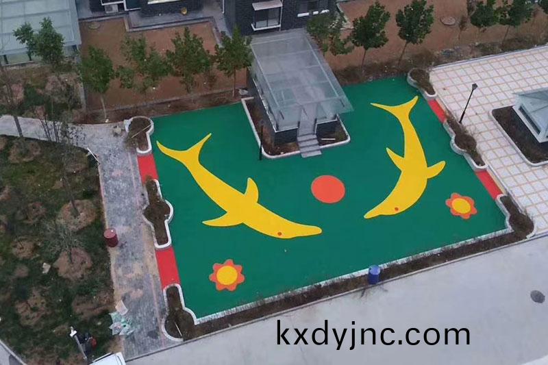 塑(su)膠(jiao)運動場